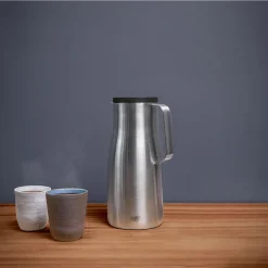 AlfiIsolierkanne 1,5 l Studio edelstahl