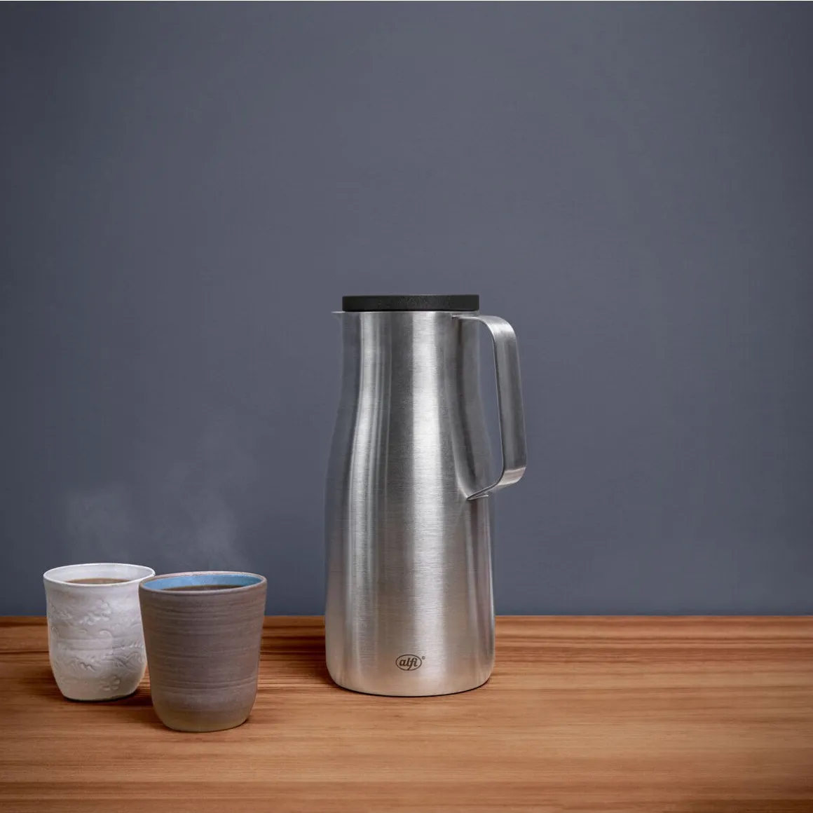 AlfiIsolierkanne 1,5 l Studio edelstahl