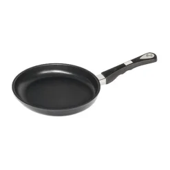 AMT GastrogussBratpfanne 24cm flach beschichtet H=4cm nicht induktionsfähig