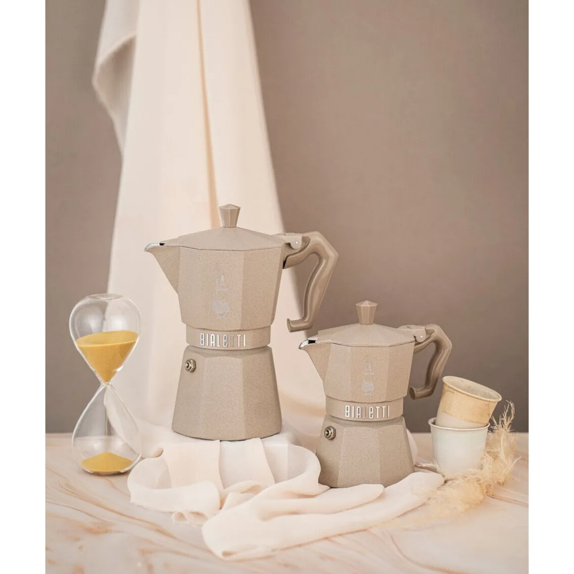 BialettiEspressokocher 6 Tassen Moka Express Exclusive Induction Cremé