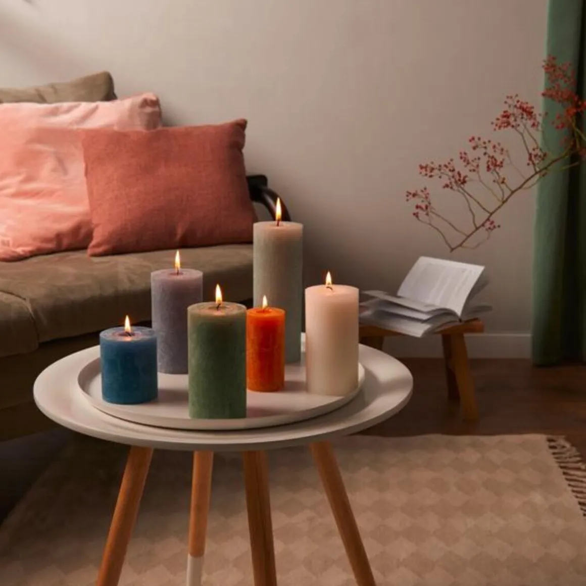 Bolsius4er Pack Stumpenkerze 130/68 Rustik Shine zartes rot 41