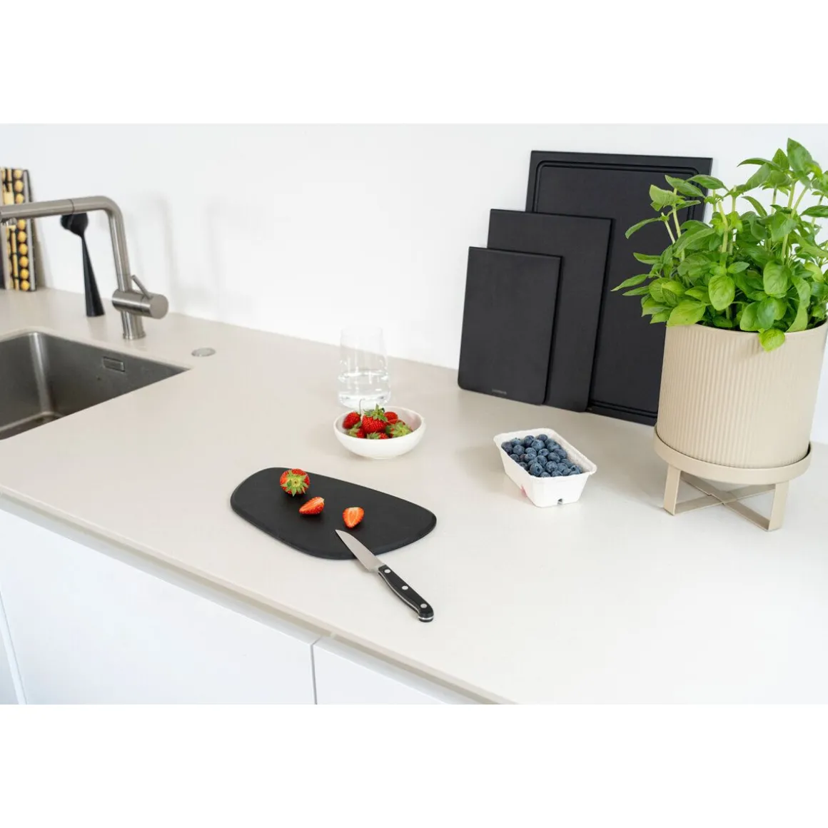 ContinentaSchneidebrett 29x20x1 cm Duracore schwarz