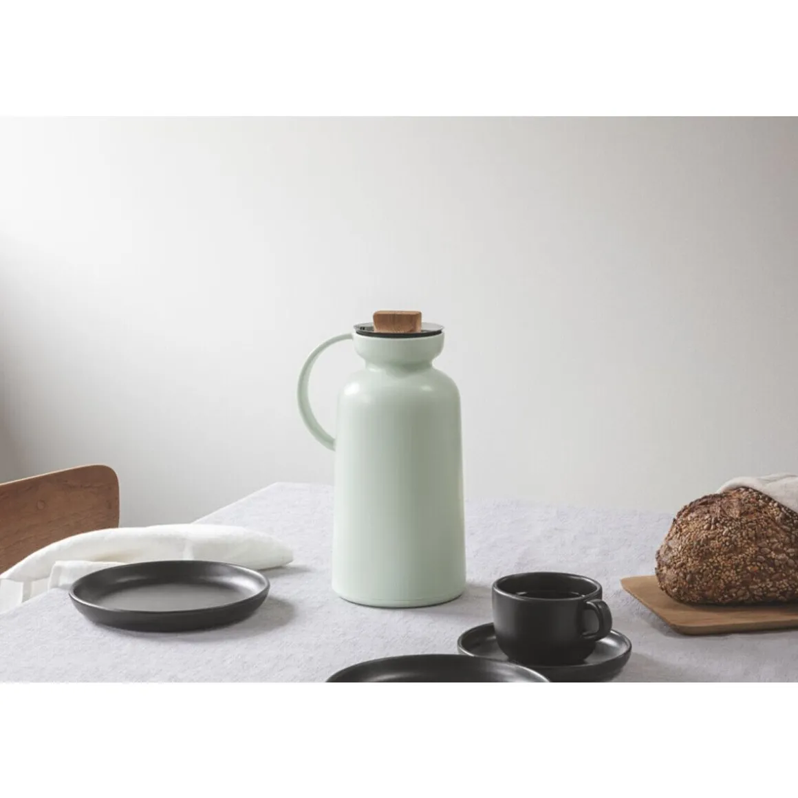 Eva SoloIsolierkanne 1l -- Silhouette Sage ~