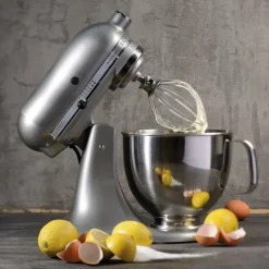 KitchenAidKüchenmaschine 4,8 l 300 W Artisan Premium Medaillon Silber