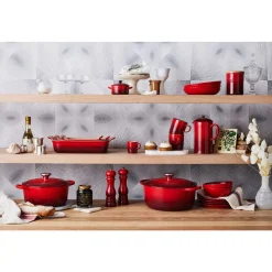 Le CreusetBräter mit Deckel 33 cm Signature Kirschrot