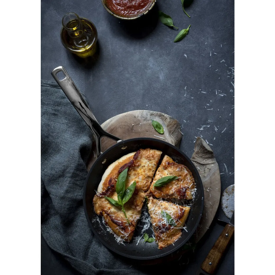 Le CreusetPfanne flach 24 cm Aluminium antihaft