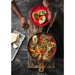 Le CreusetSautépfanne 28 cm Signature Schwarz