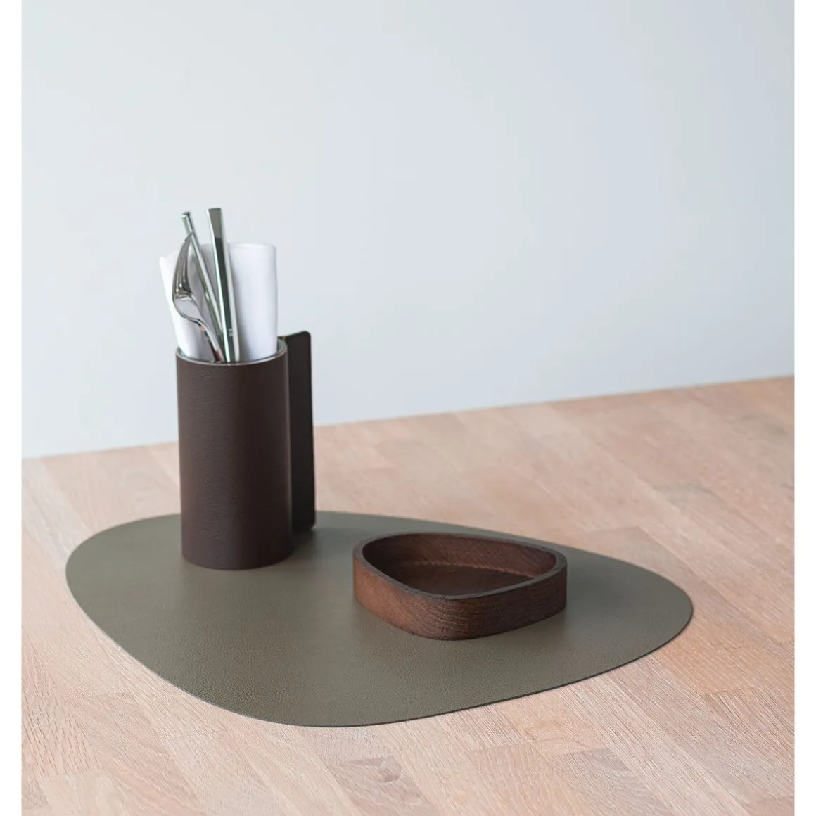 LINDDNATischset L 37x44 cm Curve Serene moss