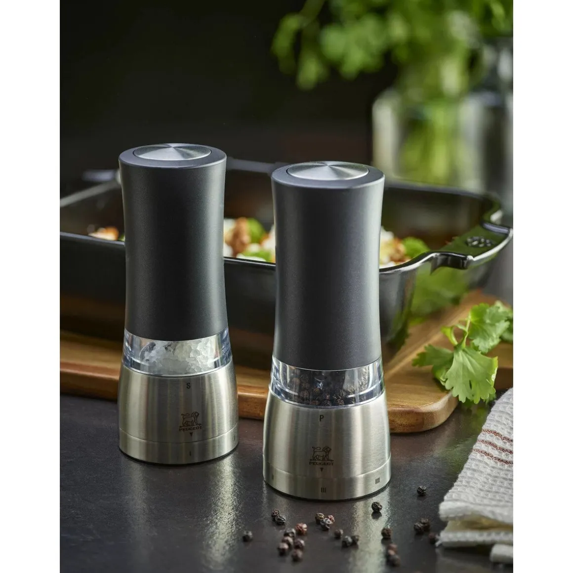 PeugeotPfeffer- und Salzmühle 16 cm Daman Elektrisch Duo u‘Select schwarz