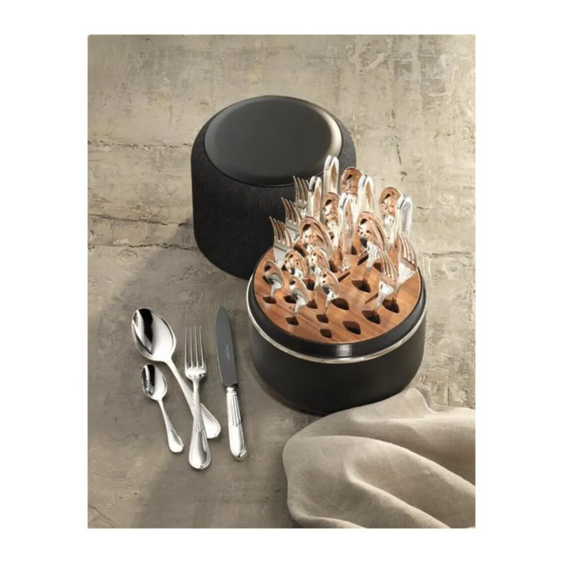 Robbe & BerkingThe Box - Belvedere 150 g versilbert inkl. 24-tlg Besteckset Frozen Black