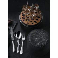 Robbe & BerkingThe Box - Martelé 150 g versilbert inkl. 24-tlg Besteckset Marble Cut