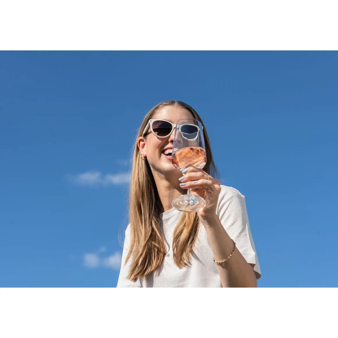 Schott ZwieselWeißweinglas 4-tlg. MioVino mit Moussierpunkt klar