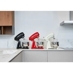 SmegKüchenmaschine SMF03 4,8 l 800 W 50's Style creme