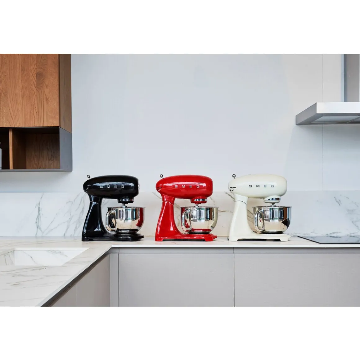 SmegKüchenmaschine SMF03 4,8 l 800 W 50's Style schwarz