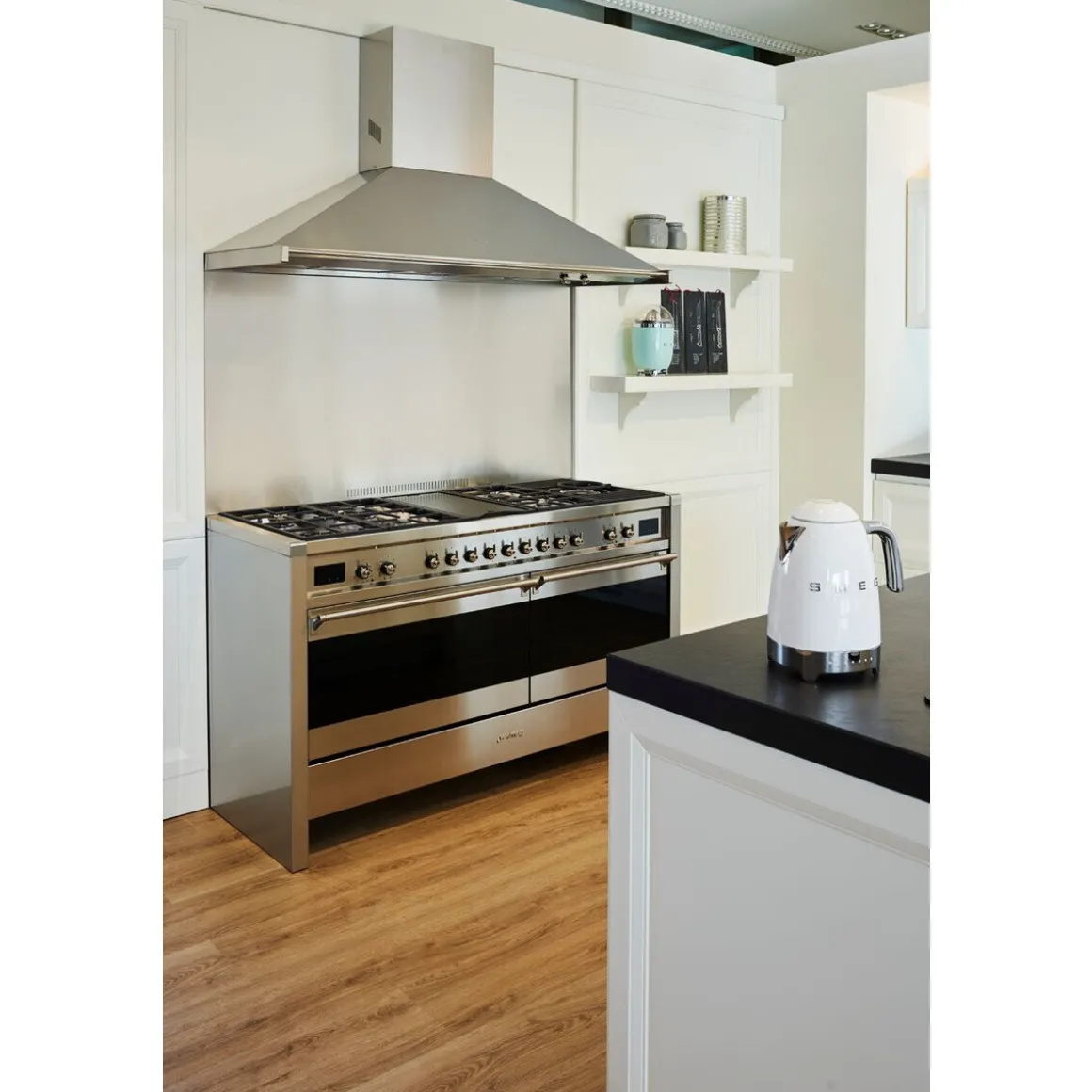 SmegWasserkocher KLF04 1,7 l 2400 W 50’s Style weiss