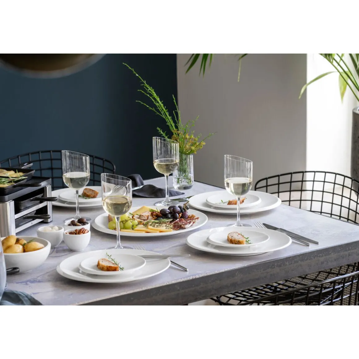 Villeroy & BochBrotteller 16 cm NewMoon