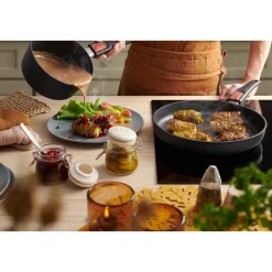 WollGuss-Flachpfanne 28 cm Diamond Lite schwarz